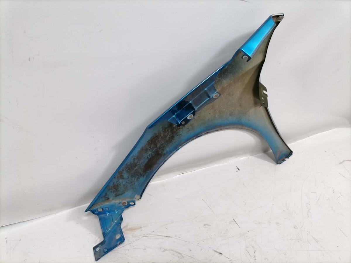 Peugeot 207 original Kotfl&uuml;gel vorn rechts KMU Blaumetallic Bj.2008